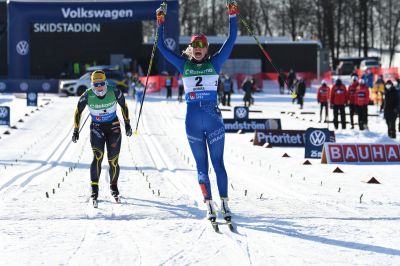 Anna Dyvik, Johanna Hagström