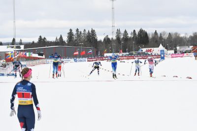 Jessica Diggins, Nadine Fähndrich and 2 more