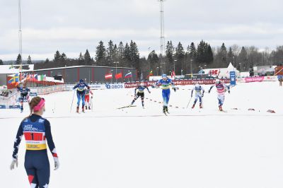 Jessica Diggins, Nadine Fähndrich and 2 more