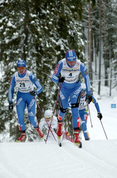 Valentina Novikova, Irina Artemova / Khazova